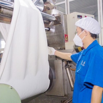 FKM Rubber Precompound with Heat Resistance 250°C, Specific Gravity 1.8 G/cm3, and Hardness 70 Shore A